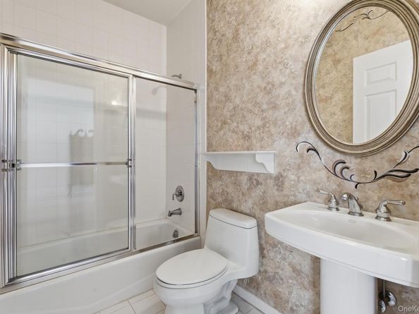 159 Altessa Boulevard, Melville NY 11747