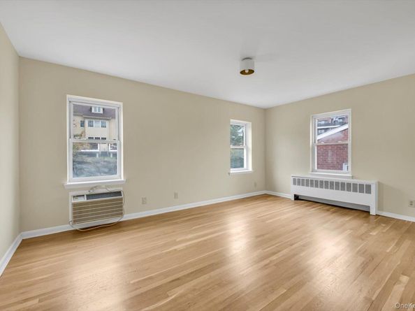 643 Pelham Road 6D, New Rochelle NY 10805