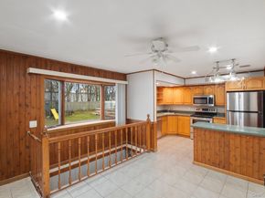250 Spur Drive S, Bay Shore NY 11706