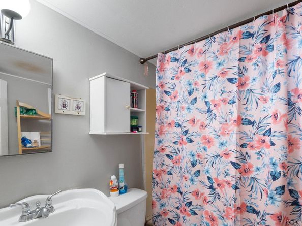 250 Spur Drive S, Bay Shore NY 11706