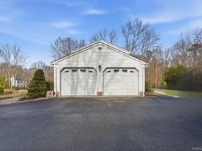 39 Foreston Circle, Manorville NY 11949