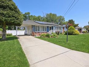 23 Glenwood Lane, Huntington NY 11743