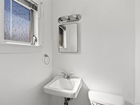 25 Lawrence Street, New Hyde Park NY 11040