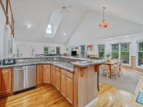 128 Springy Banks Road, East Hampton NY 11937