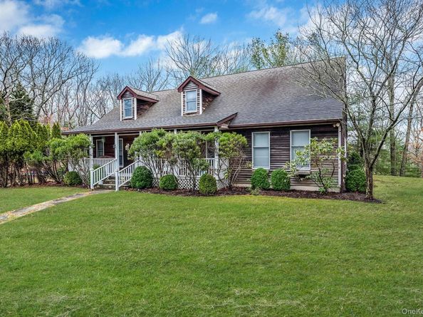 128 Springy Banks Road, East Hampton NY 11937