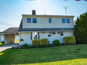 471 Division Avenue, Hicksville NY 11801