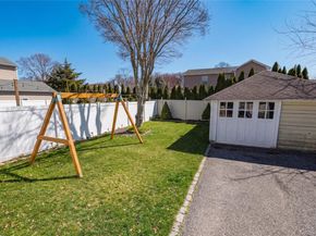 630 Oak Neck Road, West Islip NY 11795