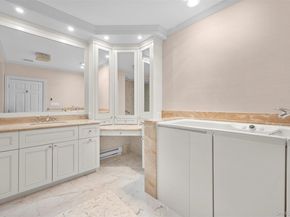 333 E Overlook, Port Washington NY 11050