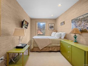 333 E Overlook, Port Washington NY 11050