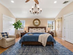 20 Hemingway Drive, Dix Hills NY 11746