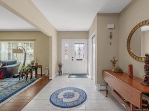 254 Meredith Lane, West Hempstead NY 11552