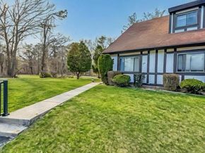 135 Fieldstone Court, Middle Island NY 11953