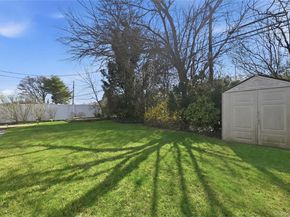 14 Millpond Street, Jericho NY 11753