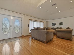 14 Millpond Street, Jericho NY 11753