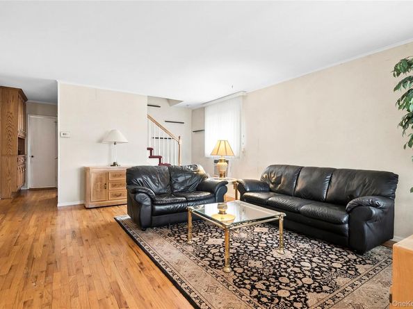 6422 136th Street, Flushing NY 11367