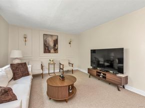 21974 75th Avenue 224B2, Oakland Gardens NY 11364