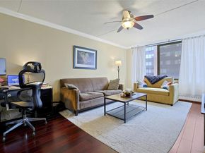 4 Martine 421, White Plains NY 10606