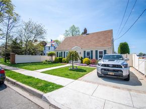 3 Park Avenue, Baldwin NY 11510