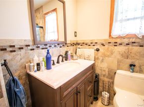 3 Park Avenue, Baldwin NY 11510