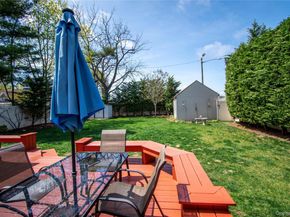 3 Park Avenue, Baldwin NY 11510