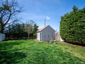 3 Park Avenue, Baldwin NY 11510