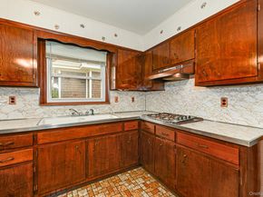 32 Chase Avenue, White Plains NY 10606