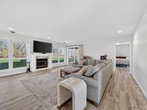 9 Vista Drive N, Manorville NY 11949