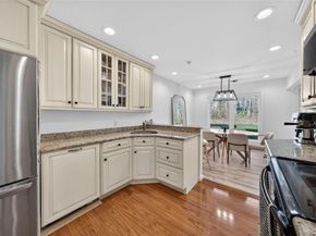 9 Vista Drive N, Manorville NY 11949