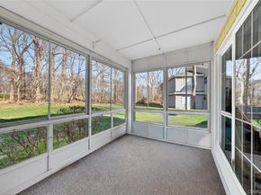 9 Vista Drive N, Manorville NY 11949