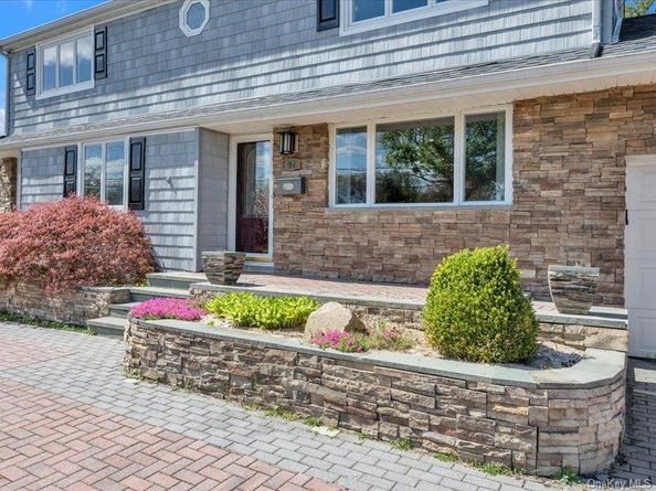 92 Elberta Drive, East Northport NY 11731