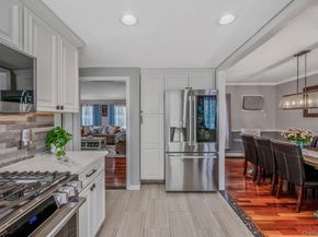 2 Sutton Place, Massapequa NY 11758