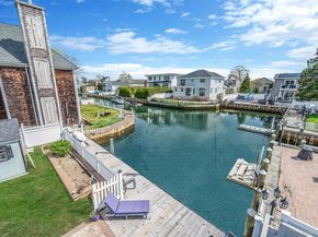 2 Sutton Place, Massapequa NY 11758