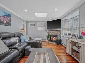 2 Sutton Place, Massapequa NY 11758