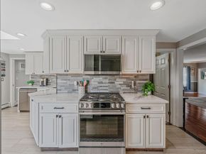2 Sutton Place, Massapequa NY 11758