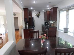 650 Warren Avenue, Thornwood NY 10594