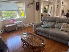 650 Warren Avenue, Thornwood NY 10594
