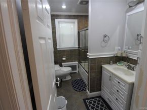 650 Warren Avenue, Thornwood NY 10594