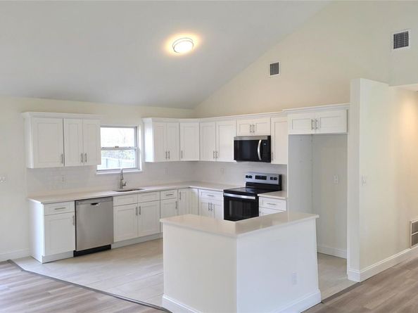 6A Murray Lane, Coram NY 11727
