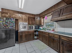 1543 Sweetman Avenue, Elmont NY 11003