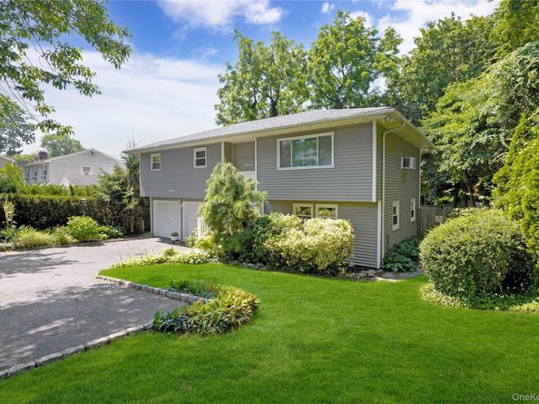 11 Margaret Lane, Huntington NY 11743