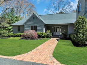 3 Quail Run, Hampton Bays NY 11946