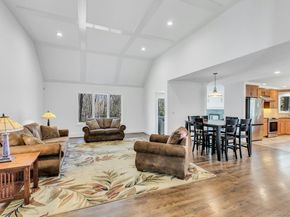 3 Quail Run, Hampton Bays NY 11946