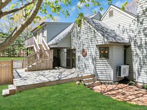 3 Quail Run, Hampton Bays NY 11946