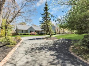 3 Quail Run, Hampton Bays NY 11946