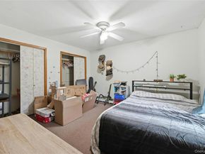 20 Wheat Path Road W, Mount Sinai NY 11766