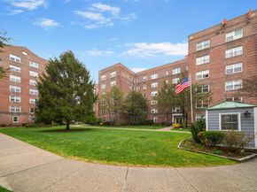 90 Bryant Avenue 5B  Forrest, White Plains NY 10605
