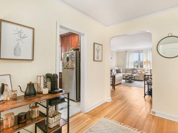 90 Bryant Avenue 5B  Forrest, White Plains NY 10605