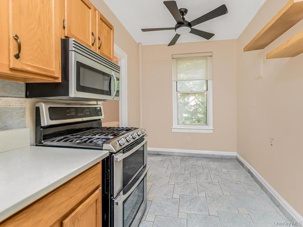 472 Gramatan Avenue O2, Mount Vernon NY 10552