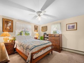 2 Bent Lane, Levittown NY 11756
