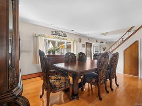 2 Bent Lane, Levittown NY 11756